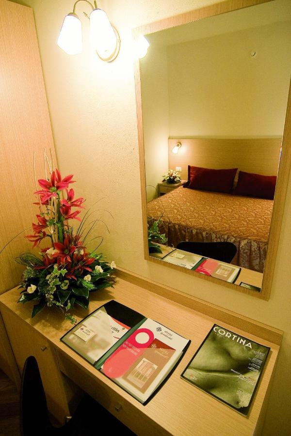 מונטלופו פיורנטינו Hotel Granducato מראה חיצוני תמונה